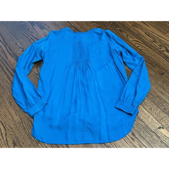 Sundance Women's Blue Crinkle Pleated Long Sleeve Button Up Blouse Top Size M - Picture 2 of 7